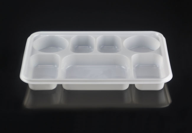 large 7 compartment rectangular disposable plastic plate exporter